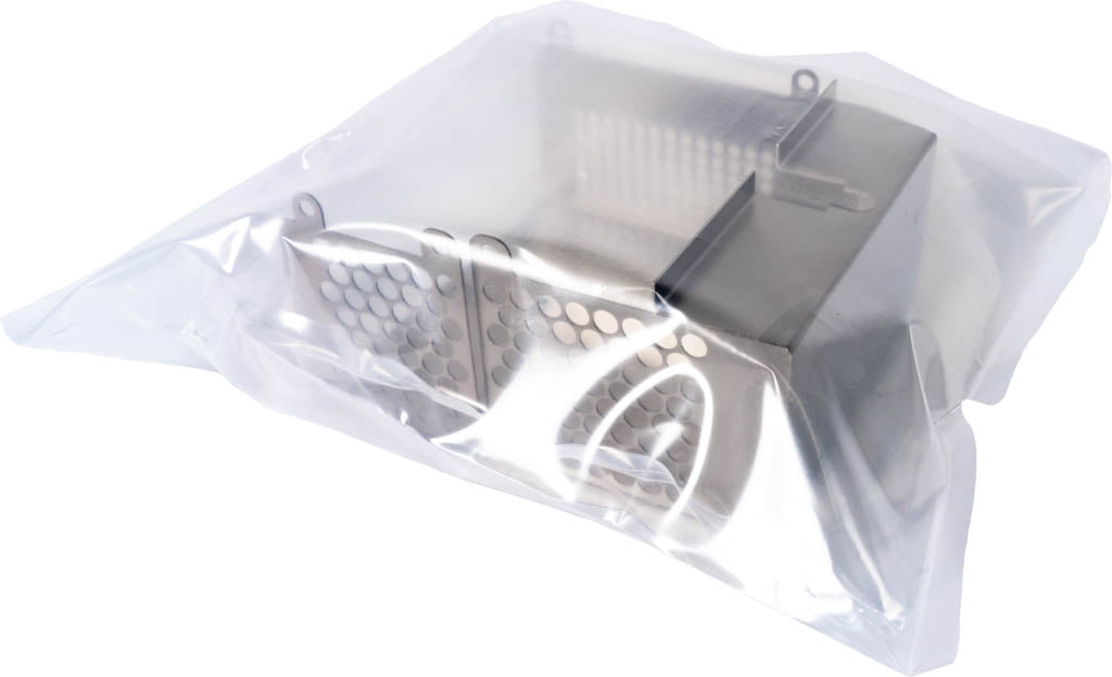 Im Reinraum verpacktes Blech