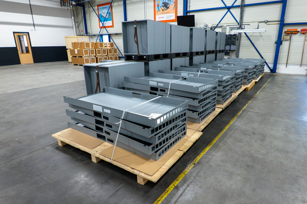 Fully automatic punching and laser cutting