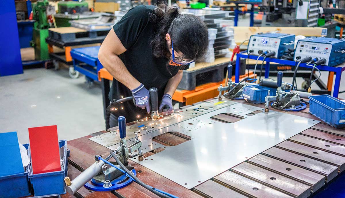 Stud welding