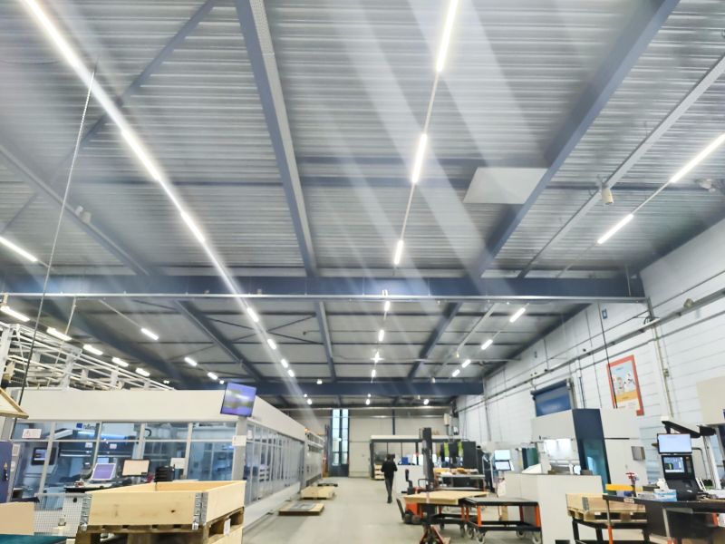 Duurzaamheid LED verlichting fabriekshal