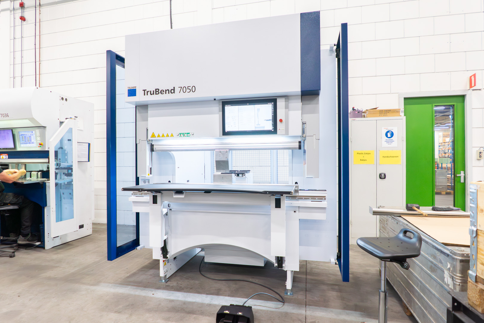 Trumpf 7050 kantbank - kanten bij Contour